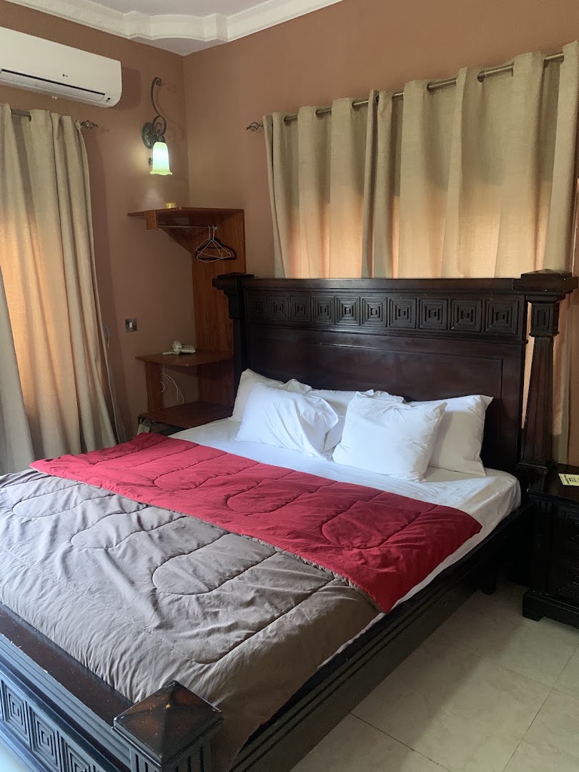 Freden Hotel room